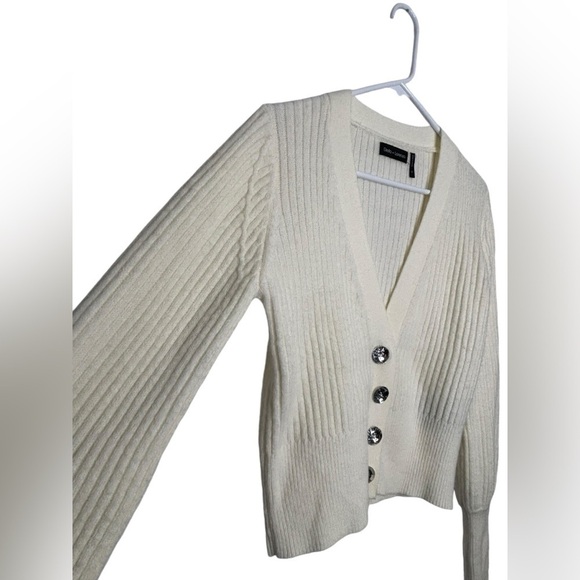Stella & Lorenzo Cream Ribbed Bling Button Front V-Neck Cardigan Sweater Small - Picture 4 of 8